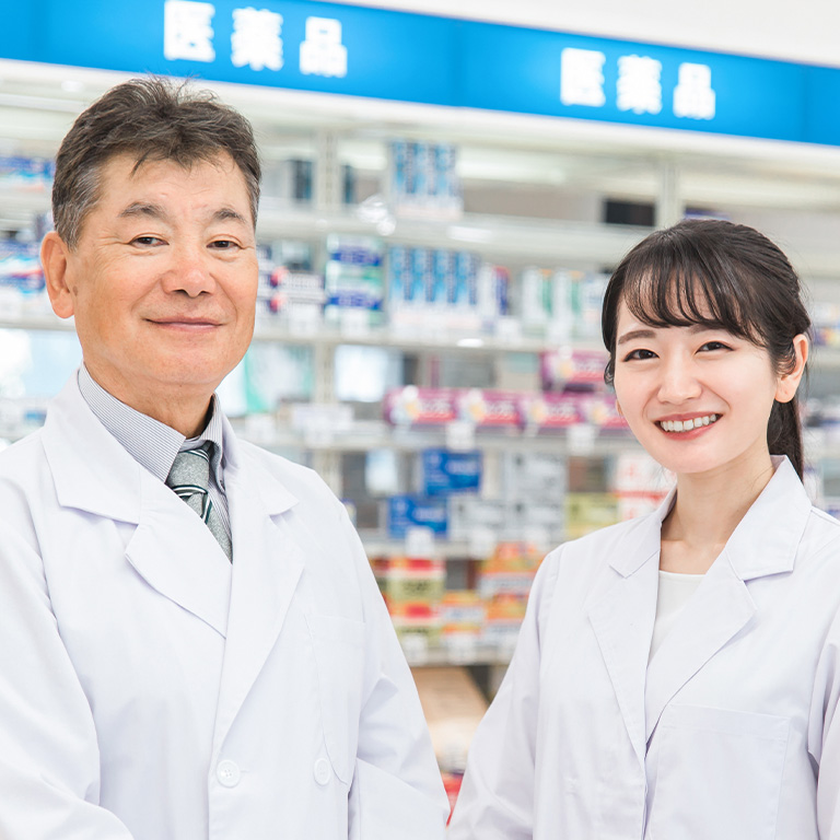 調剤や服薬指導を担う「薬剤師」